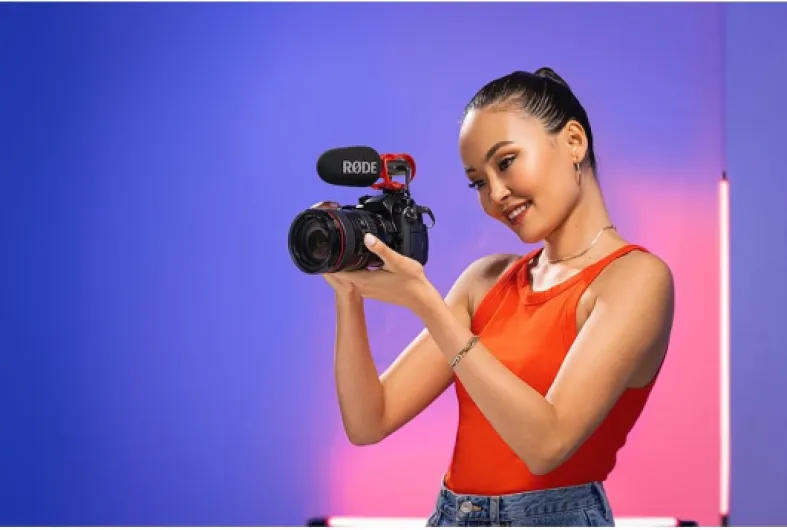 RØDE VideoMic GO II Microphone Canon Ultra-Compact pour caméra avec Sorties 3,5 mm et USB, idéal pour Le Tournage, la création de Contenu, Le podcasting et Les appels vidéo VideoMic GO II H