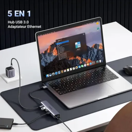 Test UGREEN Hub USB 3.0 Ethernet : le petit boîtier qui simplifie la vie des laptops trop limités
