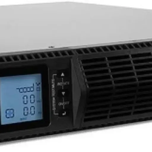 Test Green Cell UPS 3000VA : un onduleur rack costaud sur le papier, mais pas sans mauvaises surprises